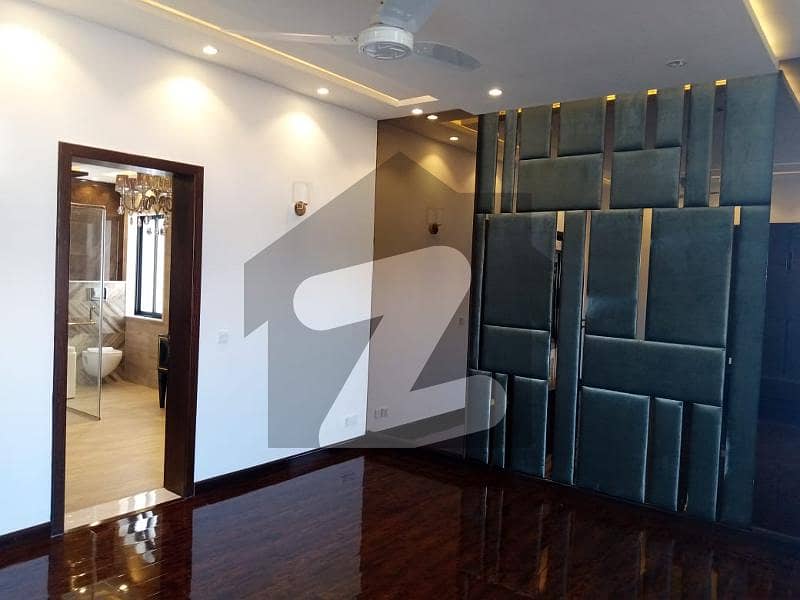 1 Kanal Upper Portion With 3 Bedrooms For Rent In DHA Phase 7 Reasonable Price