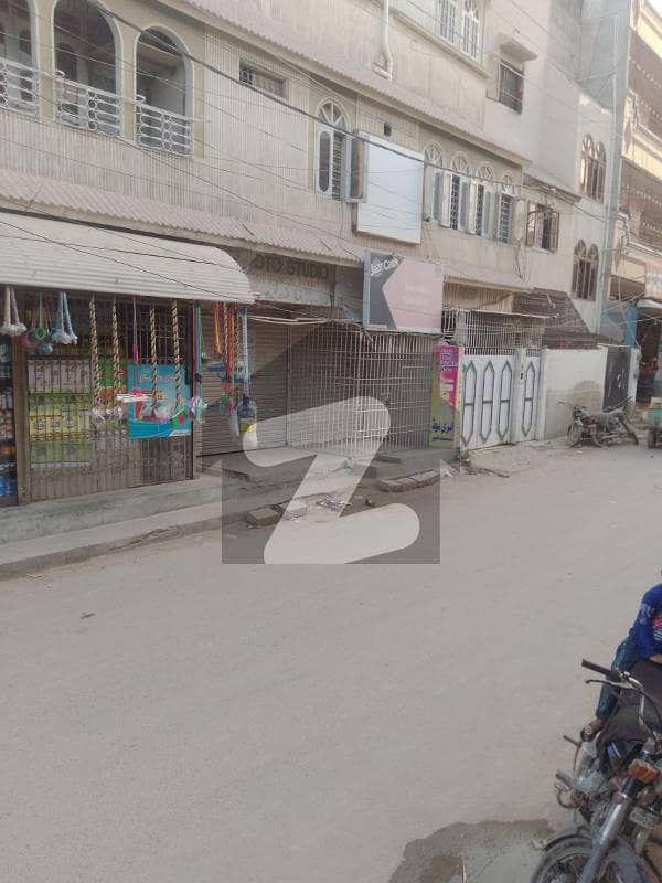 100 Square Feet Shop Is Available In North Karachi - Sector 7-D/2
