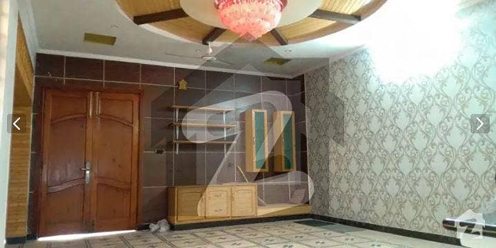 شلے ویلی راولپنڈی میں 3 کمروں کا 11 مرلہ زیریں پورشن 95.0 ہزار میں کرایہ پر دستیاب ہے۔