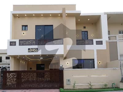 On Excellent Location In Bahria Town Phase 8 - Safari Valley 7 Marla House For Sale