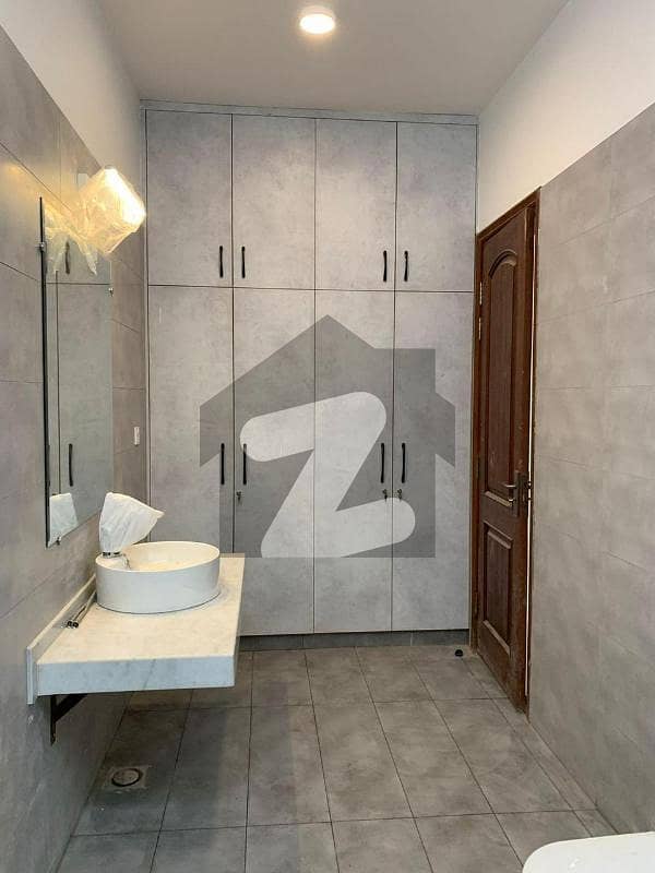 Idyllic Prime Location Flat Available In Clifton Block 2 For sale Clifton Block 2, Clifton