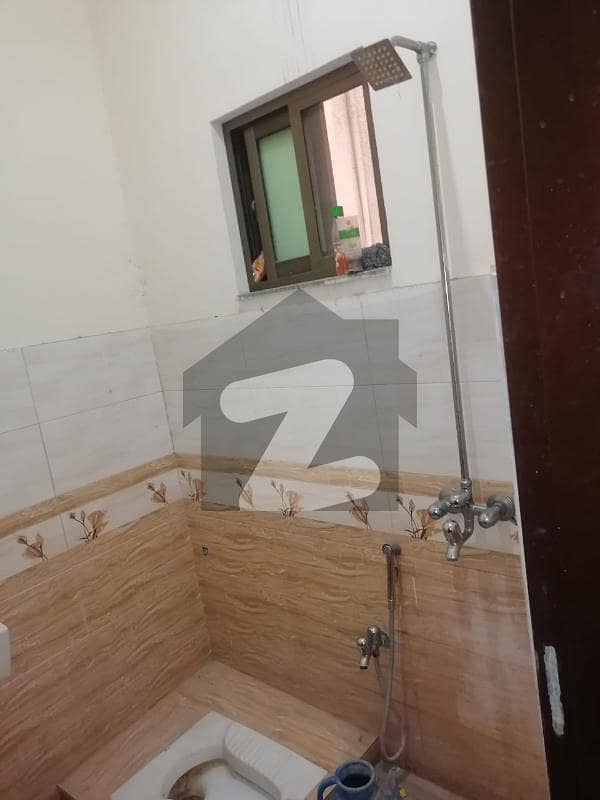 ڈی ایچ اے فیز 6 ڈیفنس (ڈی ایچ اے),لاہور میں 1 کمرے کا 2 کنال کمرہ 15.0 ہزار میں کرایہ پر دستیاب ہے۔ ڈی ایچ اے فیز 6 ڈیفنس (ڈی ایچ اے),لاہور میں 1 کمرے کا 2 کنال کمرہ 15.0 ہزار میں کرایہ پر دستیاب ہے۔