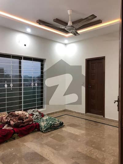 10 Marla Upper Portion for rent in uet