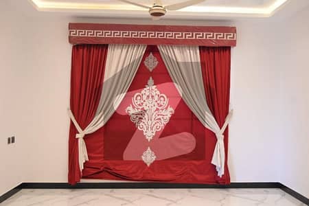 Beautiful Villa Double Storey For Sale