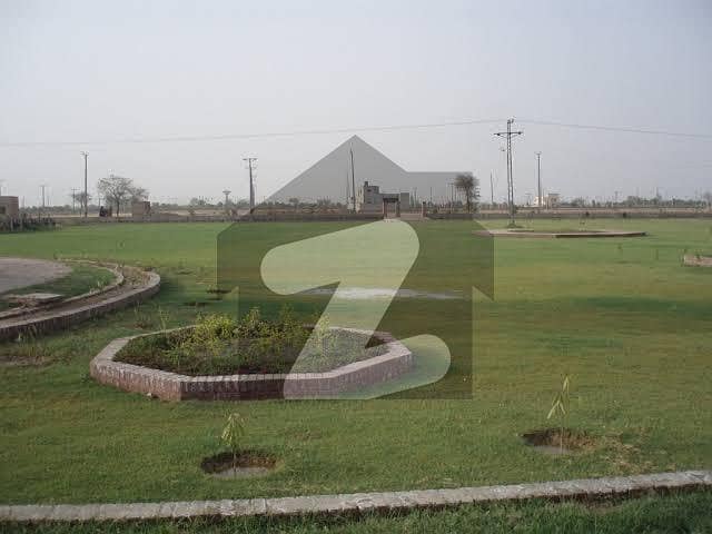 15 Marla Plot 60ft Road Punjab University Phase 2