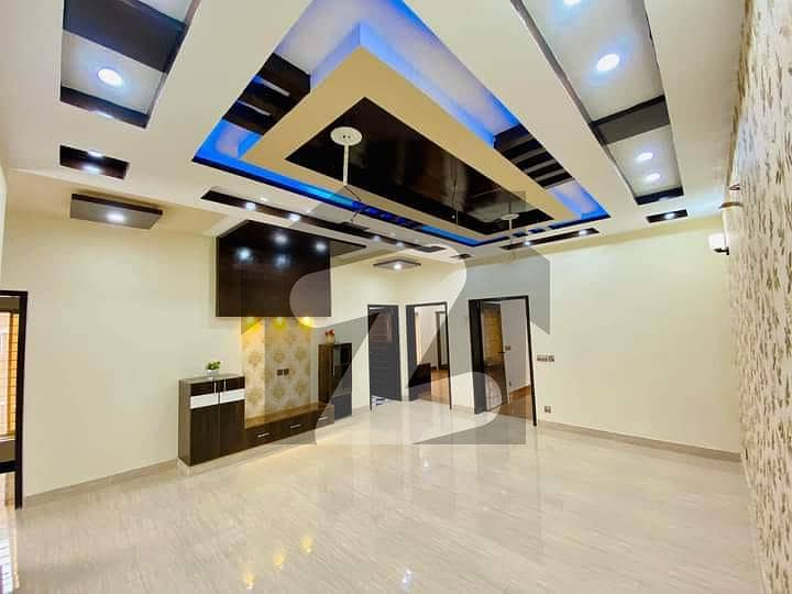 8 MARLA LOWER PORTION AVAILABLE FOR RENT IN ALI BLOCK BAHRIA TOWN LAHORE