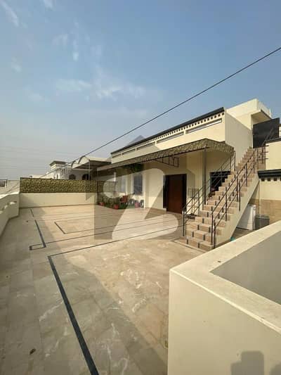 Beautiful Dual Portion For Rent On Prime Location Of Johar