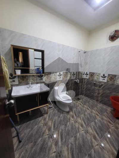 الاشرف سوسائٹی گداپ ٹاؤن,کراچی میں 7 کمروں کا 10 مرلہ مکان 3.4 کروڑ میں برائے فروخت۔