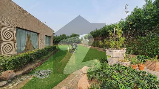 Bedian's Secret Garden: 4-Kanal Farmhouse For sale Bedian Road
                                title=