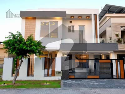 LUXURY HOUSE CLOSE TO BAHRIA EXPRESS WAY