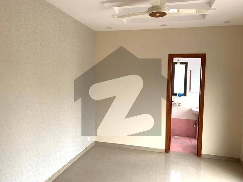 2 BED FLAT FOR SALE IN TULIP BLOCK SECTOR C BAHRIA TOWN LAHORE