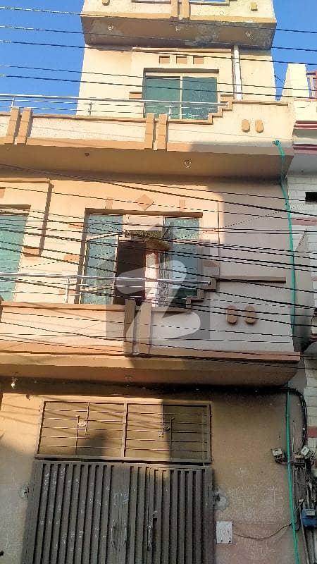 سبزہ زار سکیم ۔ بلاک این سبزہ زار سکیم,لاہور میں 5 کمروں کا 5 مرلہ مکان 2.1 کروڑ میں برائے فروخت۔