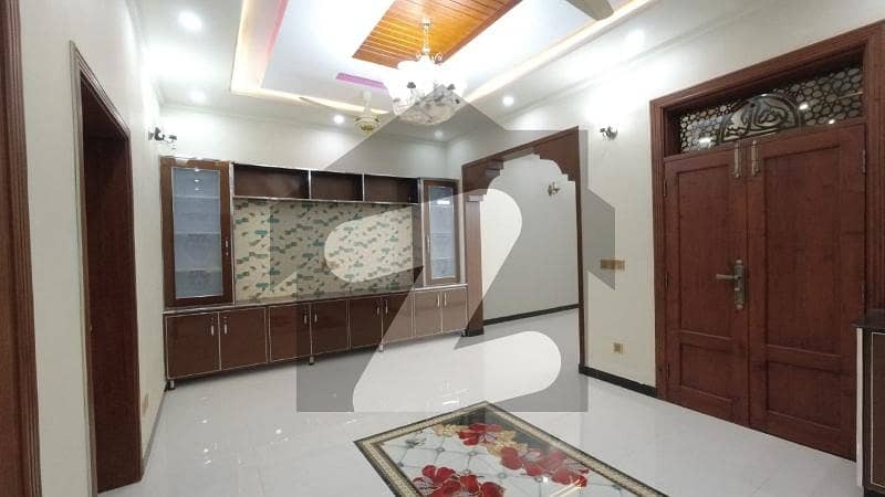 آئی ۔ 8 اسلام آباد میں 1 کنال مکان 15.25 کروڑ میں برائے فروخت۔ آئی ۔ 8 اسلام آباد میں 1 کنال مکان 15.25 کروڑ میں برائے فروخت۔