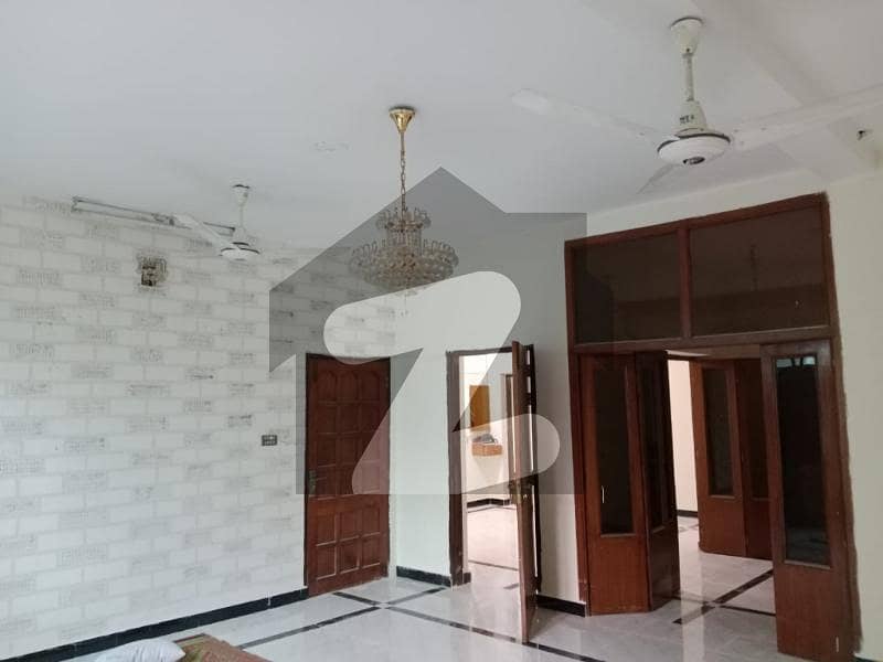آئی ۔ 8 اسلام آباد میں 1 کنال مکان 17.5 کروڑ میں برائے فروخت۔ آئی ۔ 8 اسلام آباد میں 1 کنال مکان 17.5 کروڑ میں برائے فروخت۔