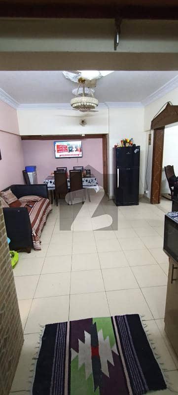 Good 1350 Square Feet Flat For Sale In North Nazimabad - Block H