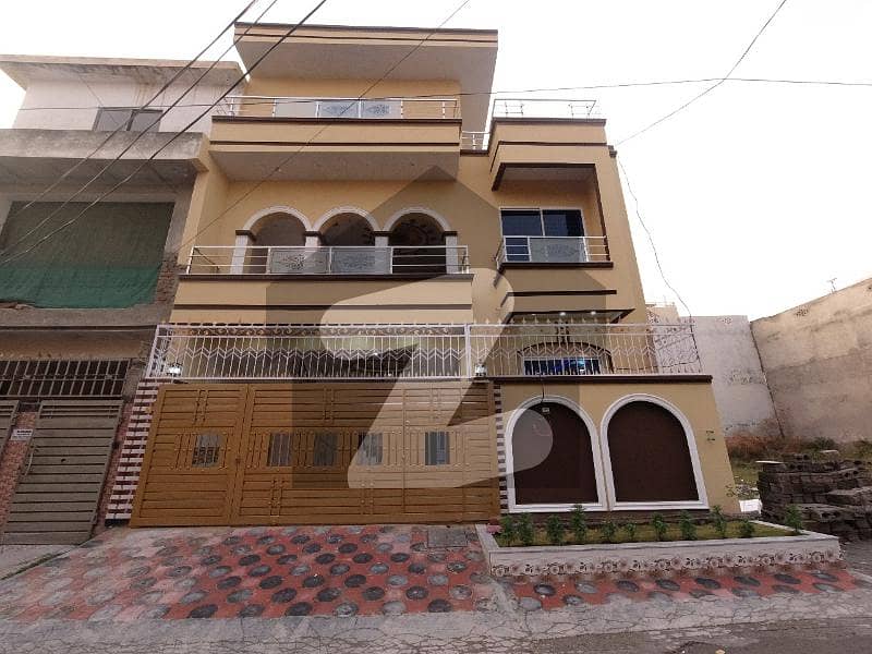 Ideal On Excellent Location House In Islamabad Available For Rs. 25500000