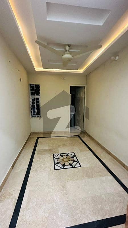 Room Ava For Rent At Murree Road