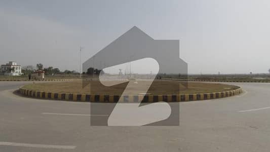 ڈی ایچ اے فیز9 پریزم - بلاک ایل ڈی ایچ اے فیز9 پریزم,ڈی ایچ اے ڈیفینس,لاہور میں 1 کنال رہائشی پلاٹ 1.9 کروڑ میں برائے فروخت۔