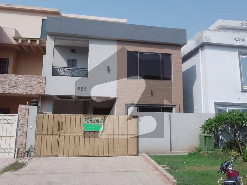 8 Marla Luxury House for Sale in PHA Kuri Road Park Enclave, Islamabad