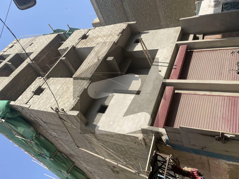 Almost ready for possession first floor of big 133 sq yards in street number 11 of azam town m