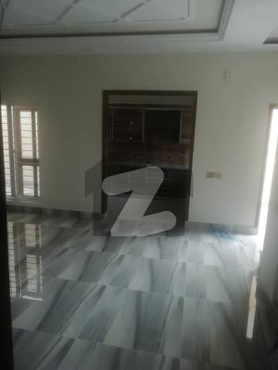 رفیع گارڈن ساہیوال میں 4 کمروں کا 5 مرلہ مکان 35.0 ہزار میں کرایہ پر دستیاب ہے۔