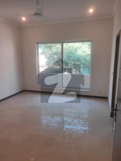 3200 Square Feet Upper Portion For rent In D-12 D-12