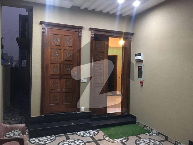 ڈی ایچ اے 11 رہبر فیز 2 ڈی ایچ اے 11 رہبر,لاہور میں 3 کمروں کا 5 مرلہ مکان 1.7 کروڑ میں برائے فروخت۔