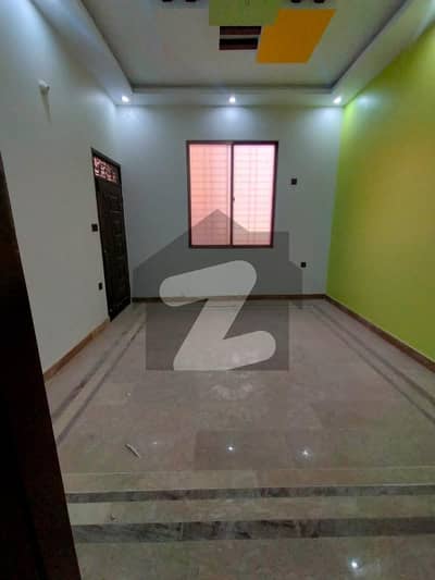خالد بِن ولید روڈ کراچی میں 4 کمروں کا 10 مرلہ فلیٹ 3.7 لاکھ میں کرایہ پر دستیاب ہے۔