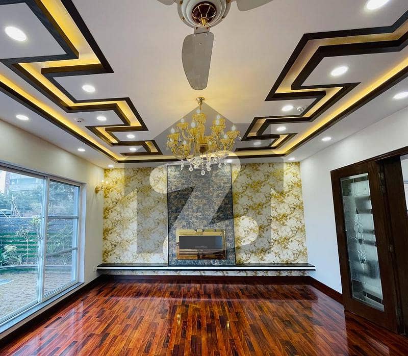 The most Luxuriest Modern House in DHA Lahore Designed By And Construct