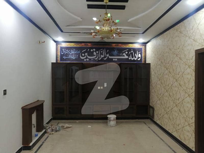 نیشنل پولیس فاؤنڈیشن او ۔ 9 - بلاک سی نیشنل پولیس فاؤنڈیشن او ۔ 9,اسلام آباد میں 4 کمروں کا 5 مرلہ مکان 1.8 کروڑ میں برائے فروخت۔