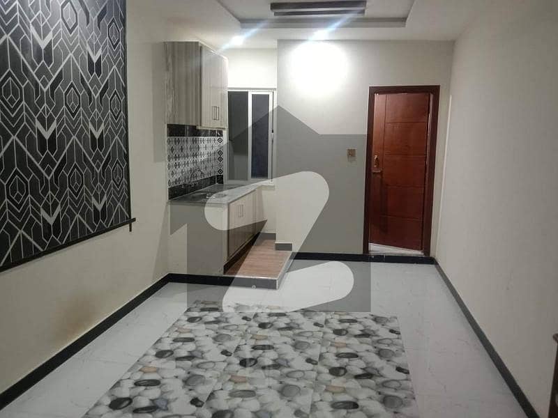 غوری ٹاؤن فیز 5اے غوری ٹاؤن,اسلام آباد میں 1 کمرے کا 1 مرلہ فلیٹ 14.0 ہزار میں کرایہ پر دستیاب ہے۔