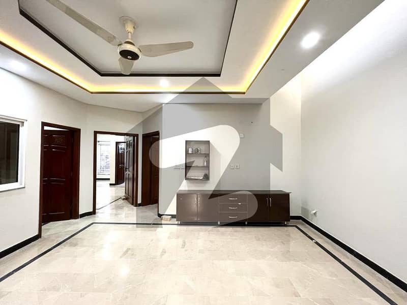 8 Marla House For Sale Located On Main Boulevard In Bahria Enclave