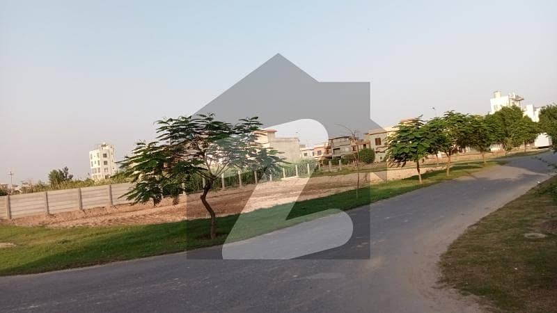 10 Marla 60 Feet Road Transfer Free Plot For Sale in Tulip Overseas Block Park View City Lahore