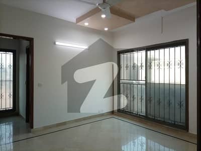 1 Kanal House With Basement 150 Ft Road For RENT In Johar Town Best For Offices