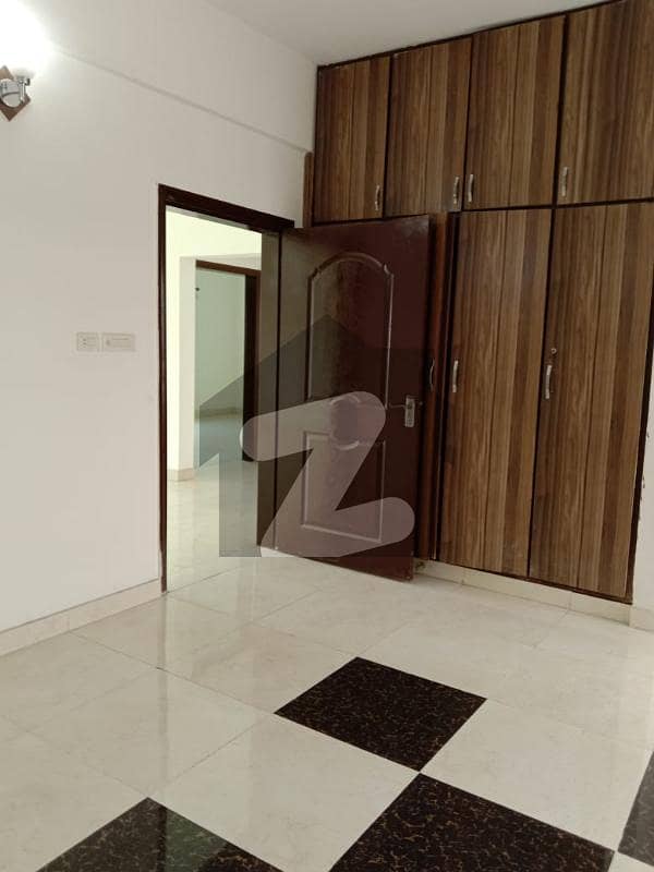 10 Marla Apartment For Sale 10 Marla Apartment For Sale