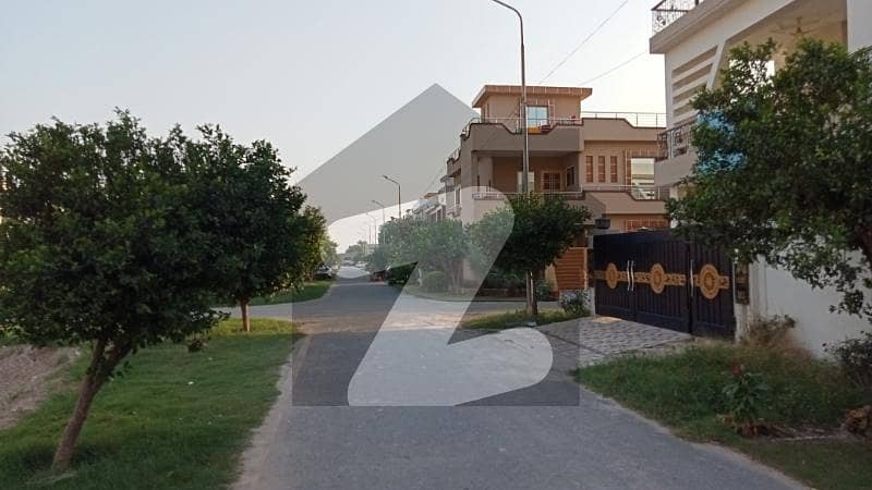 10 Marla Full Paid Ideal Location Plot For Sale in Tulip Block Park View City Lahore