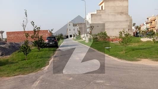 5 Marla Full Paid Developed Area Plot For Sale in Executive Block Park View City Lahore
