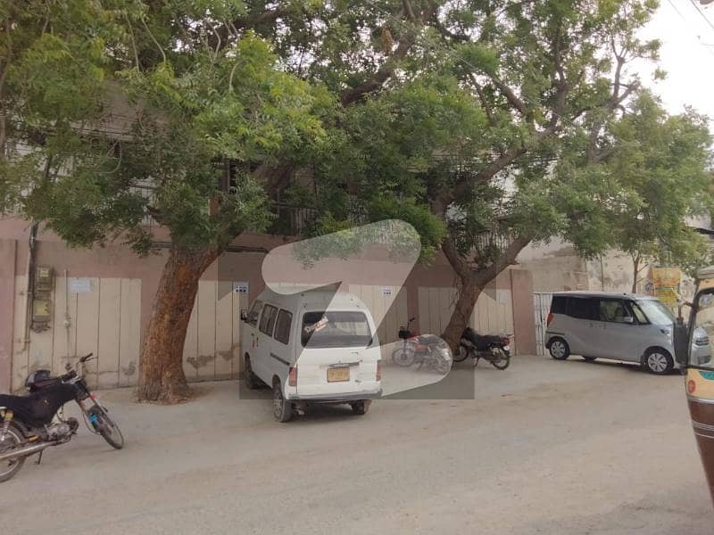 Prime Location Faran Cooperative Housing Society House Sized 522 Square Yards