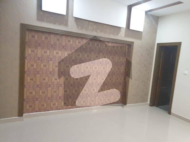میڈیا ٹاؤن راولپنڈی میں 6 کمروں کا 12 مرلہ مکان 1.55 لاکھ میں کرایہ پر دستیاب ہے۔