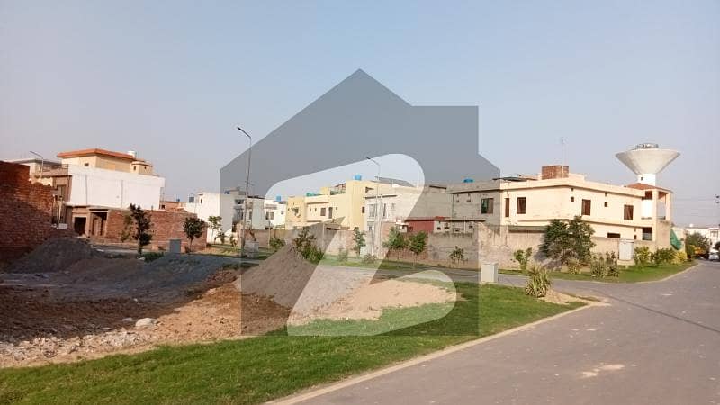 5 Marla Developed Area Hot Location Plot For Sale in Rose Block Park View City Lahore