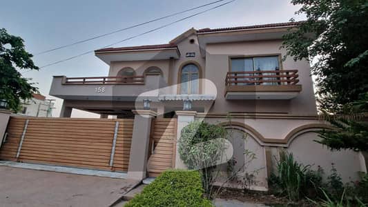 Seven Bedrooms Detached House In Doctor Housing Society, Islamabad