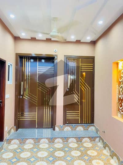 ڈریم گارڈنز ڈیفینس روڈ,لاہور میں 4 کمروں کا 5 مرلہ مکان 2.3 کروڑ میں برائے فروخت۔