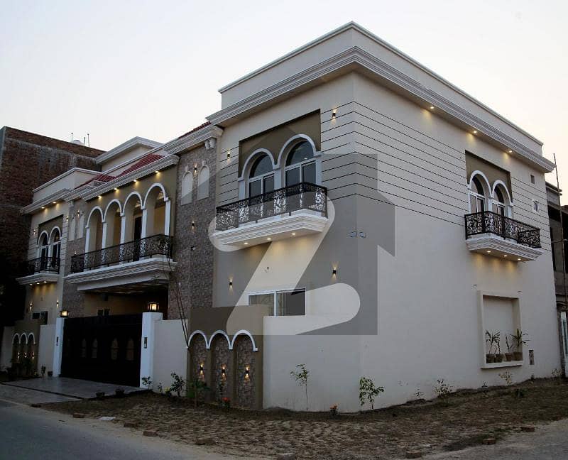 الرزاق رائلز ساہیوال میں 4 کمروں کا 10 مرلہ مکان 3.25 کروڑ میں برائے فروخت۔