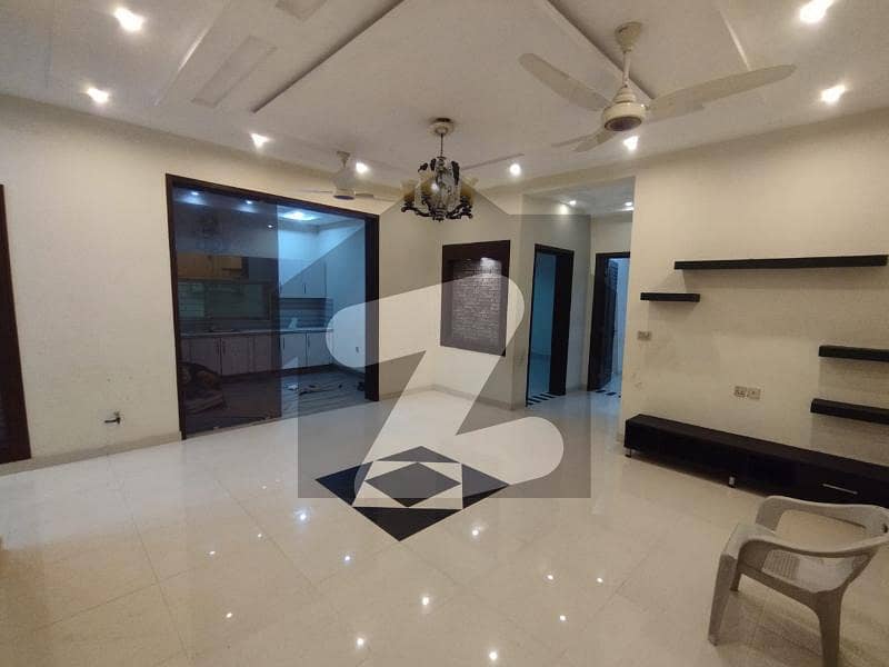 12 MARLA LIKE A BRAND NEW LUXURY BEAUTIFUL HOUSE FOR RENT IN BAHRIA TOWN LAHORE