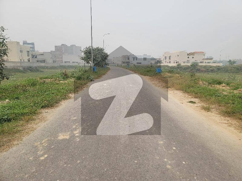 Market Come Price 150 FT Road And Near Q Block DHA Phase 9 Prism