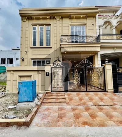 Citi Housing Society House For Sale Sized 5 Marla