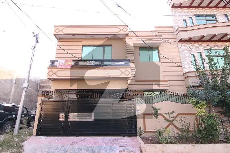 A Beautiful 5.5 Marla One And Half Storey House For Sale