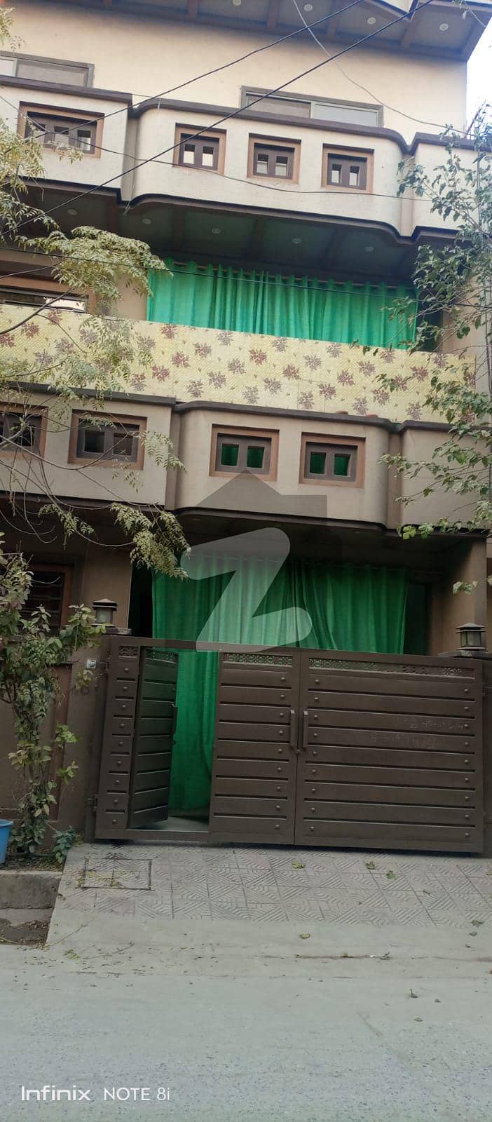 غوری ٹاؤن فیز 3 غوری ٹاؤن,اسلام آباد میں 10 کمروں کا 11 مرلہ مکان 3.8 کروڑ میں برائے فروخت۔