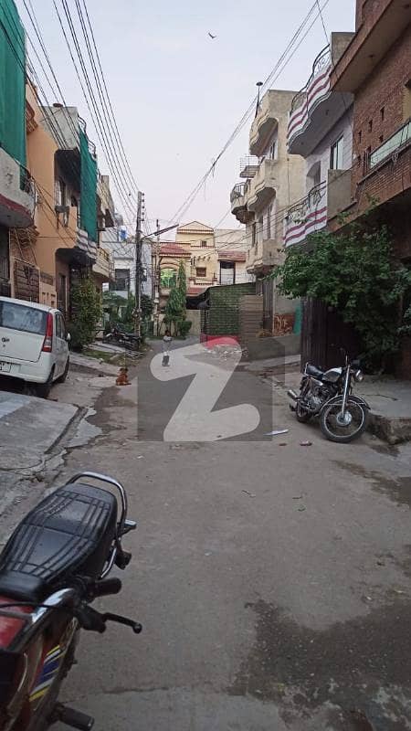 مصطفیٰ ٹاؤن لاہور میں 3 مرلہ رہائشی پلاٹ 90.0 لاکھ میں برائے فروخت۔