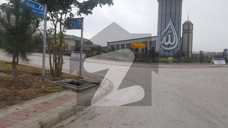 BEST LOCATION KANAL PLOT AVAILABLE FOR SALE IN DHA PHASE 1